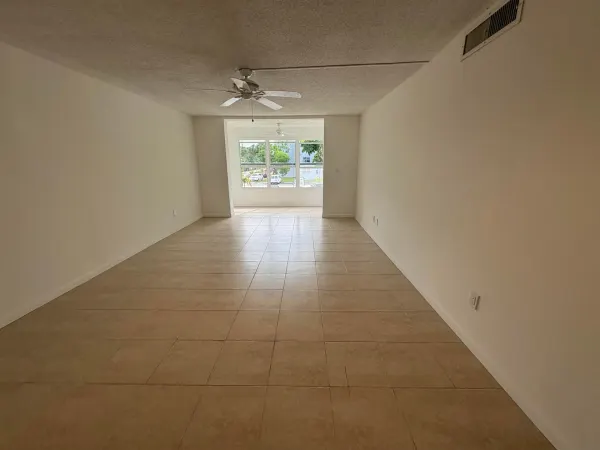 2850 Somerset Drive 208l, Lauderdale Lakes, FL 33311