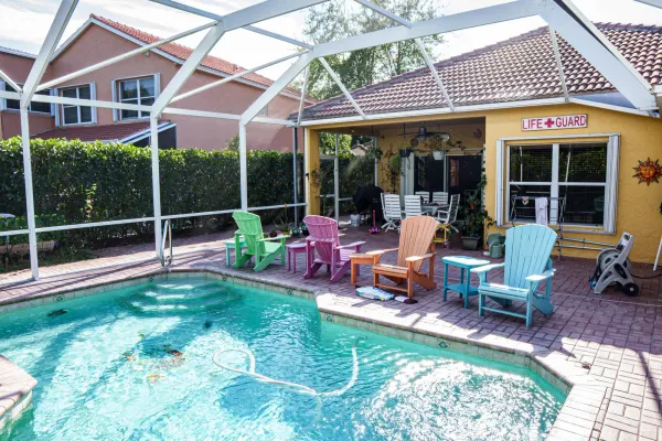8058 Via Hacienda, Riviera Beach, FL 33418