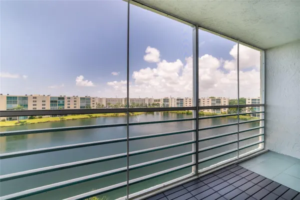 111 SE 3rd Avenue 606, Dania Beach, FL 33004