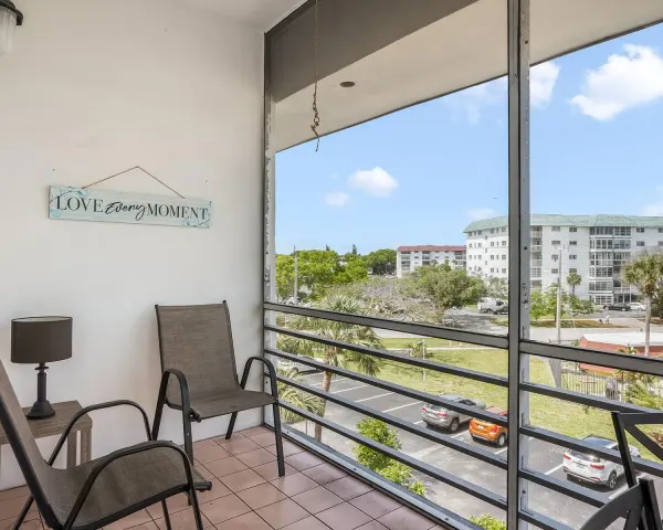4770 NW 21st Street 402, Lauderhill, FL 33313