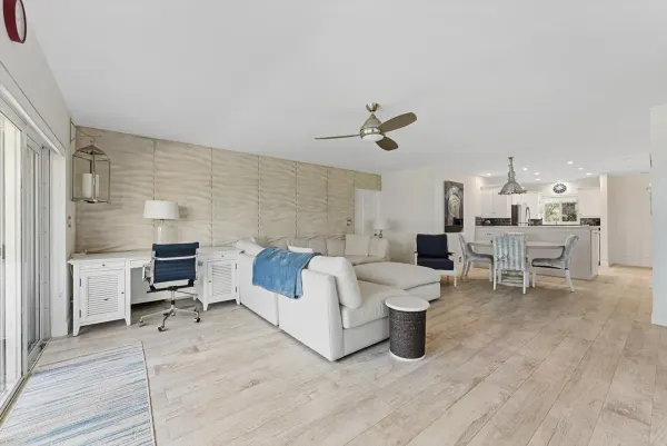 1199 Hillsboro Mile, Pompano Beach, FL 33062
