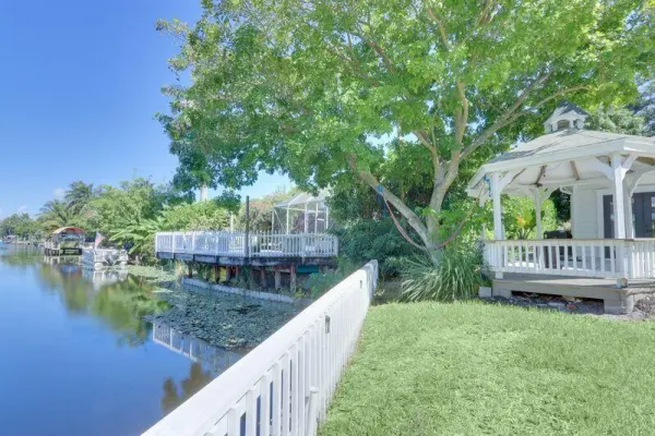 1808 N 17th Ave Avenue N, Lake Worth Beach, FL 33460