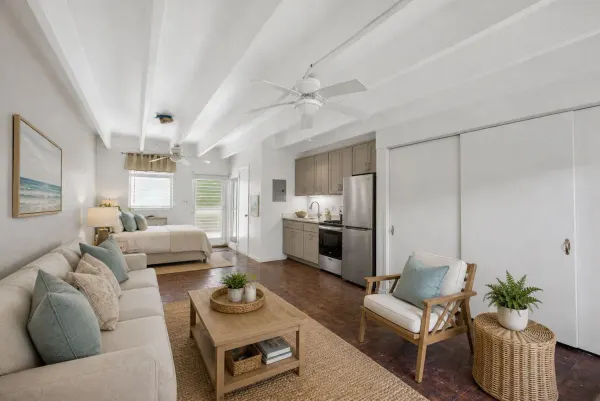 4001 S Ocean Boulevard 114, South Palm Beach, FL 33480