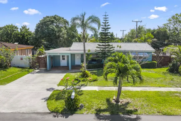 2136 NE 4th Court, Boca Raton, FL 33431