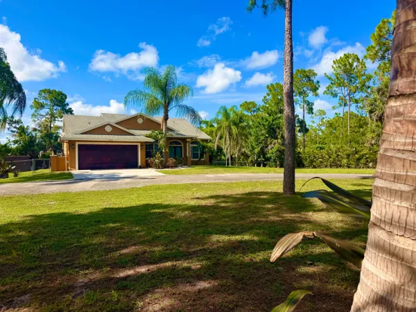 14703 N 71st Pl Place N, The Acreage, FL 33470