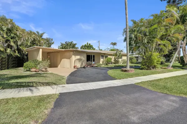 1240 SW 4th Avenue, Pompano Beach, FL 33060