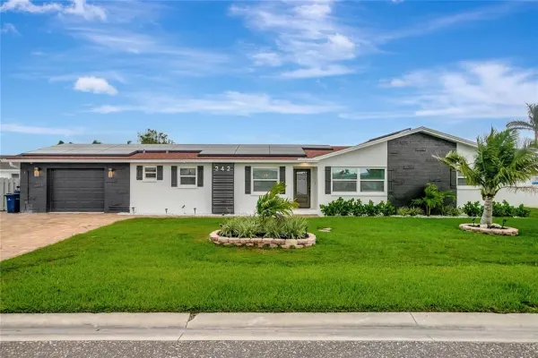 242 176th Avenue E, Redington Shores, FL, 33708