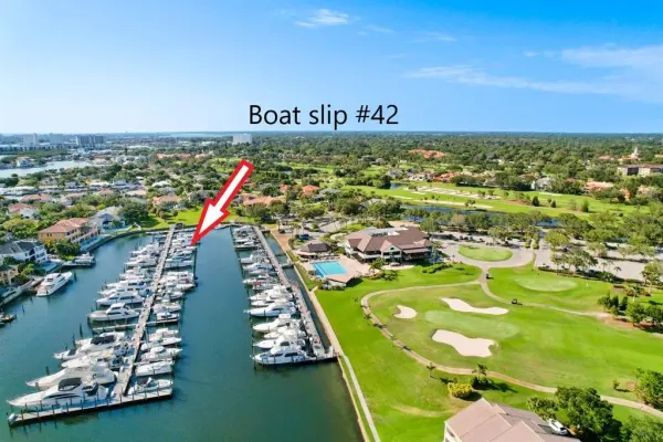 6300 Pasadena Point Boulevard, Unit 42, Gulfport, FL, 33707