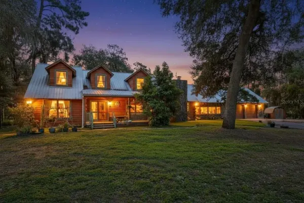 2635 N Dover Road, Dover, FL, 33527
