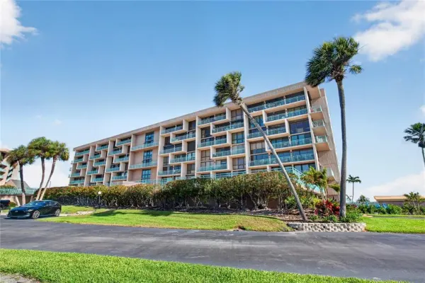 1 Key Capri, Unit 103e, Treasure Island, FL, 33706
