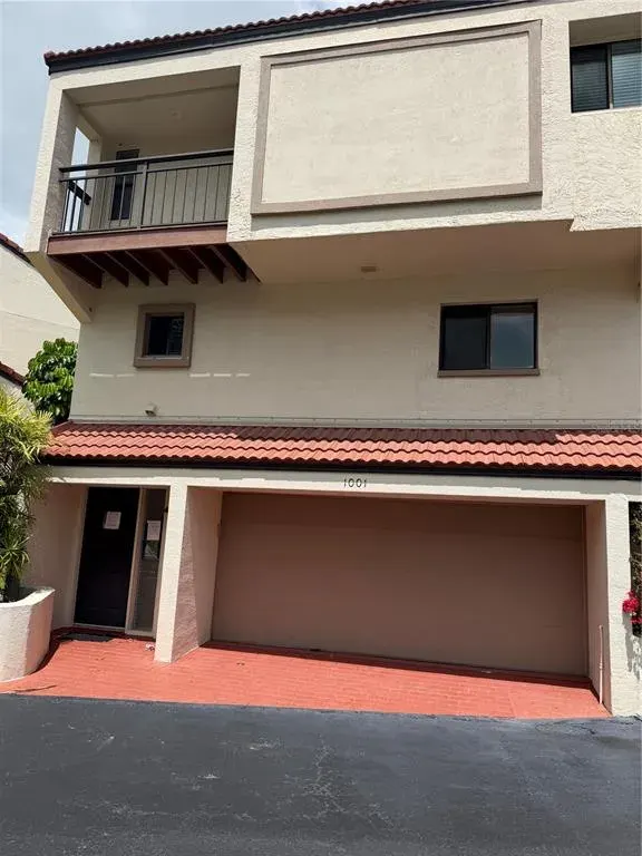 240 Windward Passage, Unit 1001, Clearwater Beach, FL, 33767