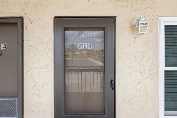 6400 46th Avenue N, Unit 214, Kenneth City, FL, 33709