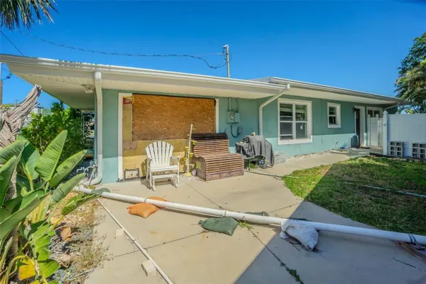 16101 4th Street E, Redington Beach, FL, 33708