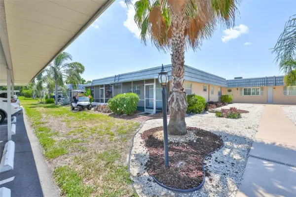1802 Bedford Terrace, Unit 177, Sun City Center, FL, 33573