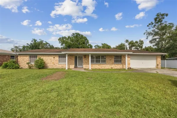 409 Debra Drive, Brandon, FL, 33510