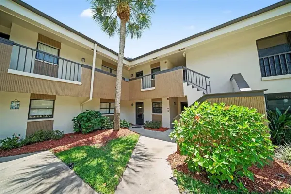 2700 Nebraska Avenue, Unit 2-205, Palm Harbor, FL, 34684