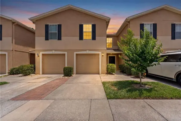 8421 Edgewater Place Boulevard, Tampa, FL, 33615